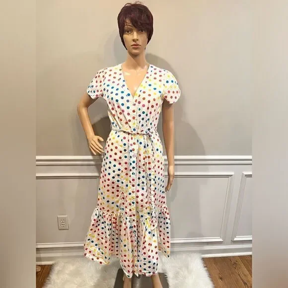 Color Me Courtney - Picture 4 of 6